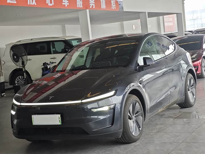 Photo 1 - Tesla Model Y