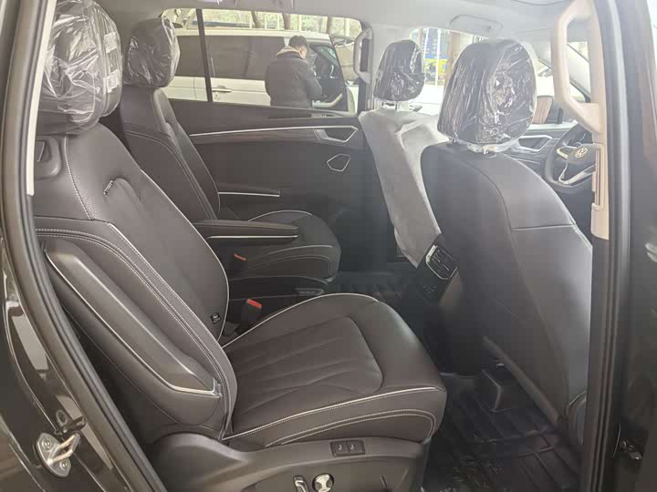 Фото 6 - Volkswagen Talagon