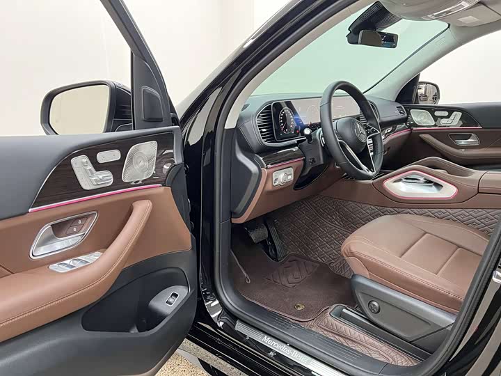 Фото 8 - Mercedes-Benz GLE-Class