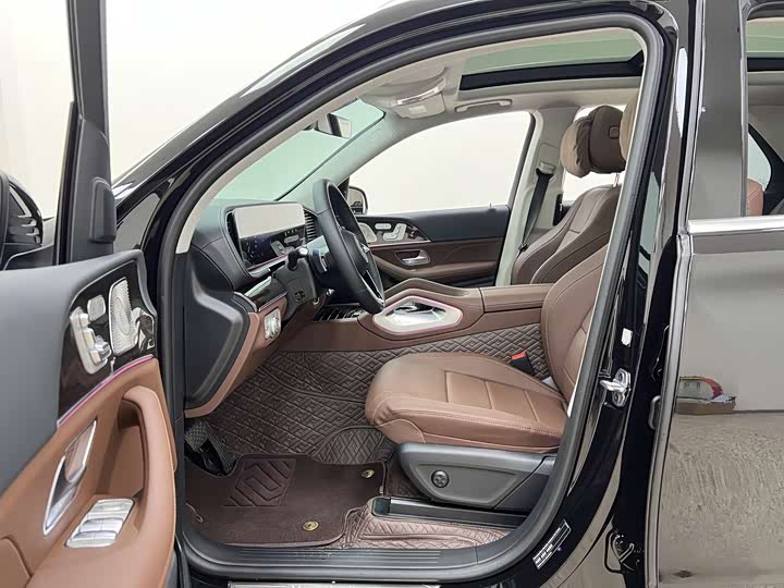 Фото 9 - Mercedes-Benz GLE-Class