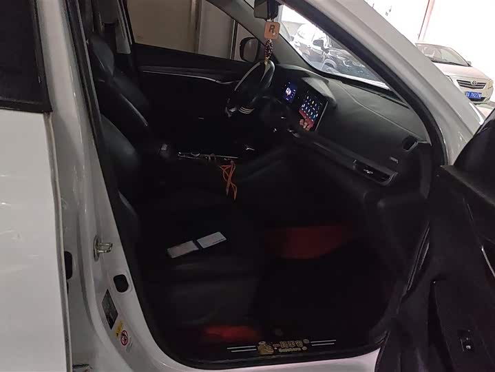 Фото 8 - Changan CS75 Plus