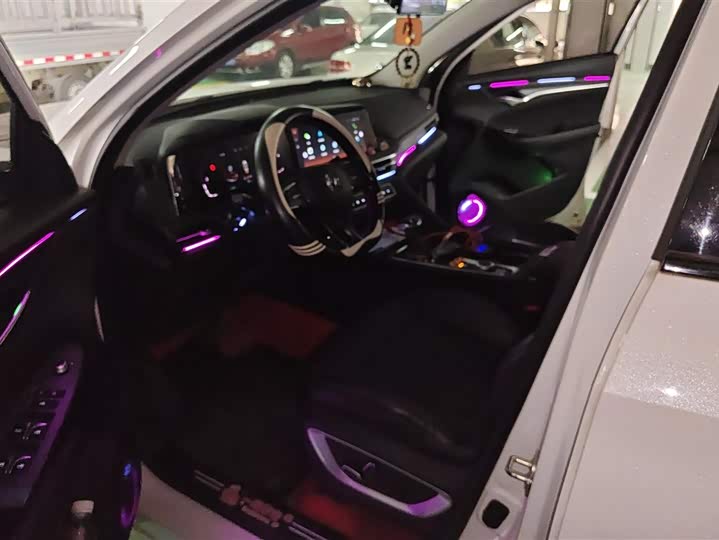 Фото 9 - Changan CS75 Plus