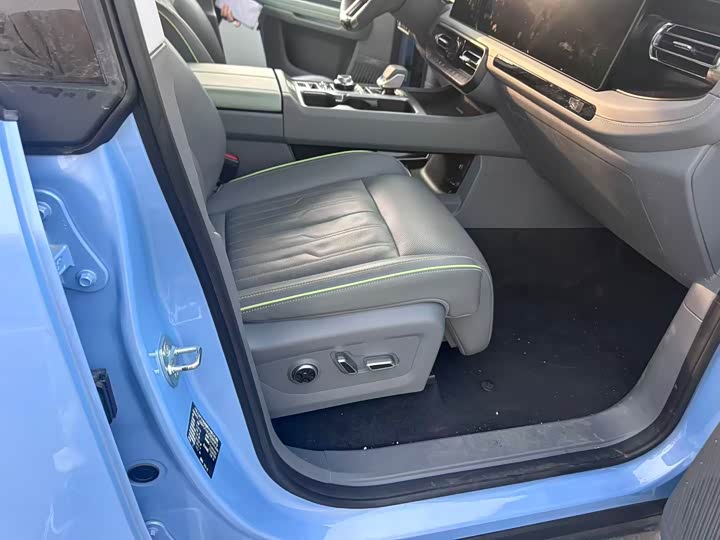 Photo 6 - BAIC Beijing BJ40 Hybrid