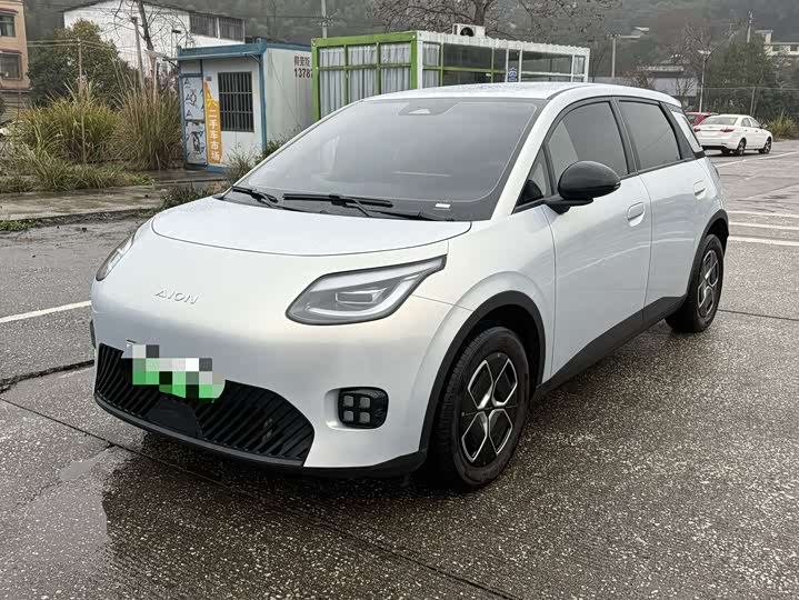 Фото 1 - GAC Aion UT