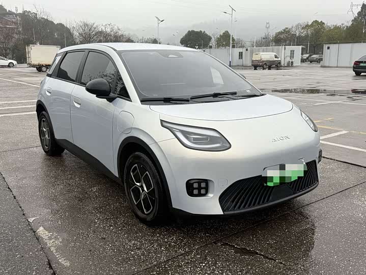 Фото 3 - GAC Aion UT