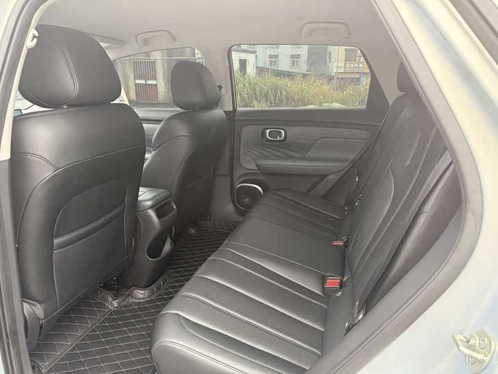 Фото 6 - GAC Aion UT