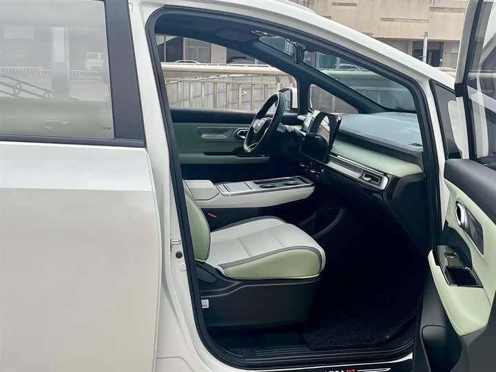 Фото 4 - GAC Aion Y