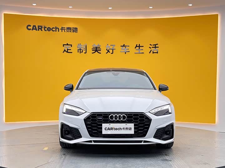 Фото 2 - Audi A5