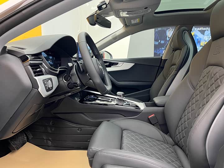 Фото 3 - Audi A5