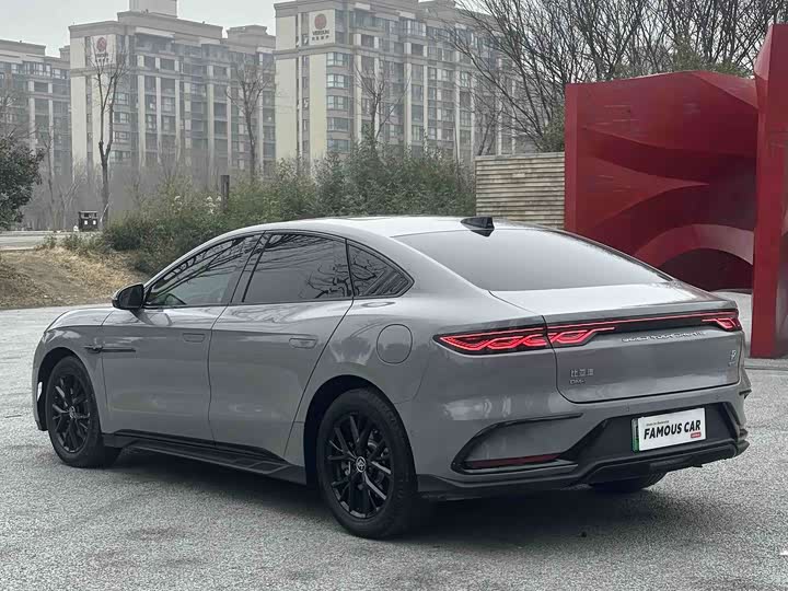 Фото 4 - BYD Han