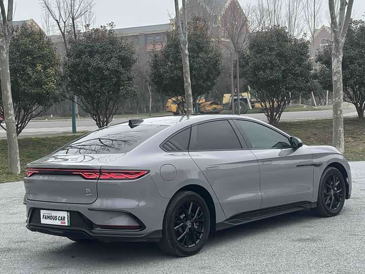 Фото 6 - BYD Han