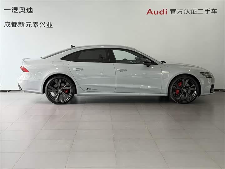 Фото 3 - Audi A7L