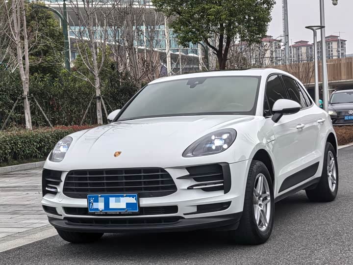 Фото 1 - Porsche Macan