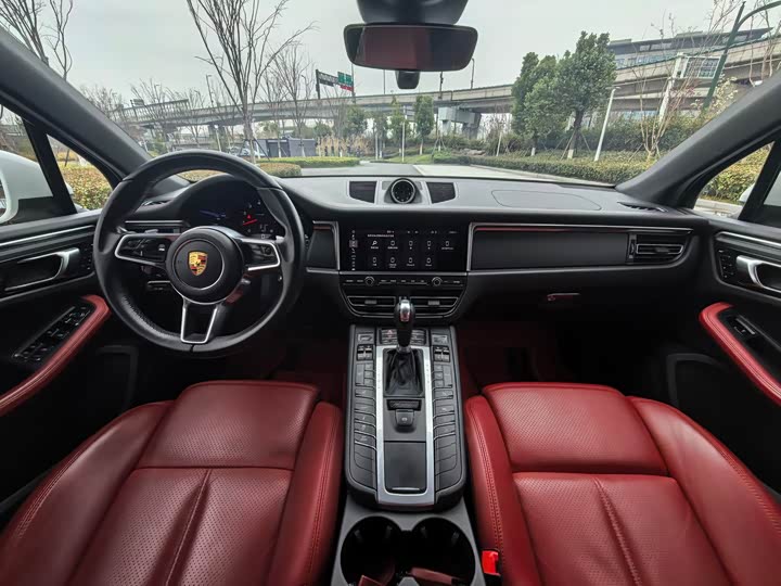 Фото 8 - Porsche Macan