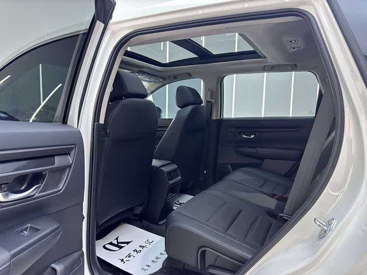 Фото 6 - Honda CR-V