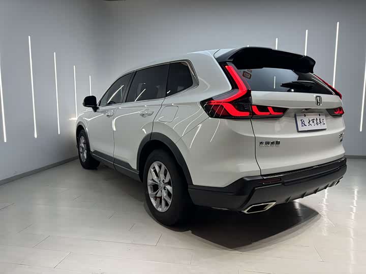 Фото 9 - Honda CR-V