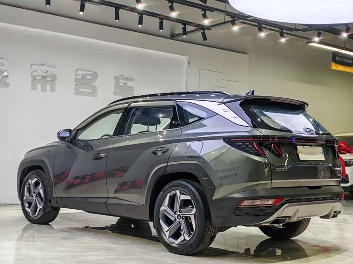 Photo 9 - Hyundai Tucson L
