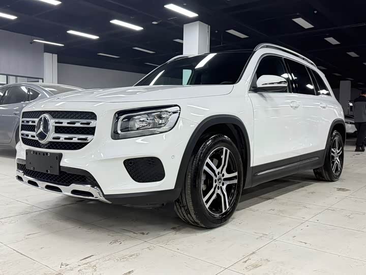 Фото 1 - Mercedes-Benz GLB-Class