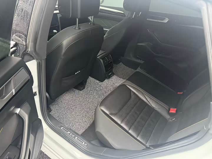 Фото 4 - Volkswagen CC