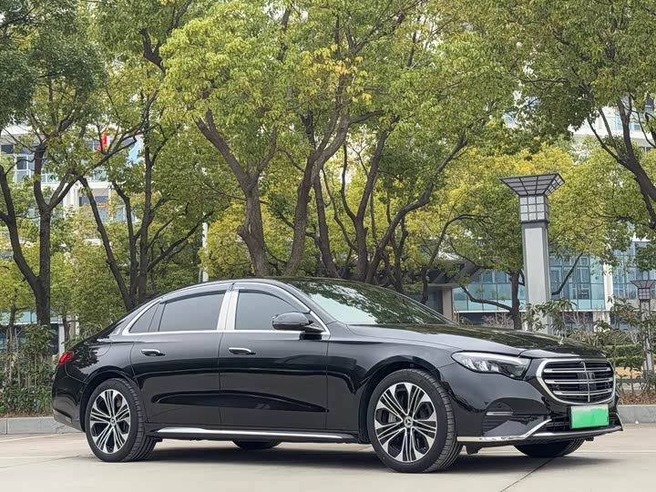 Фото 7 - Mercedes-Benz E-Class Hybrid