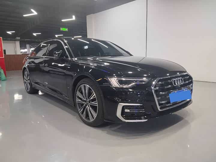 Фото 3 - Audi A6L