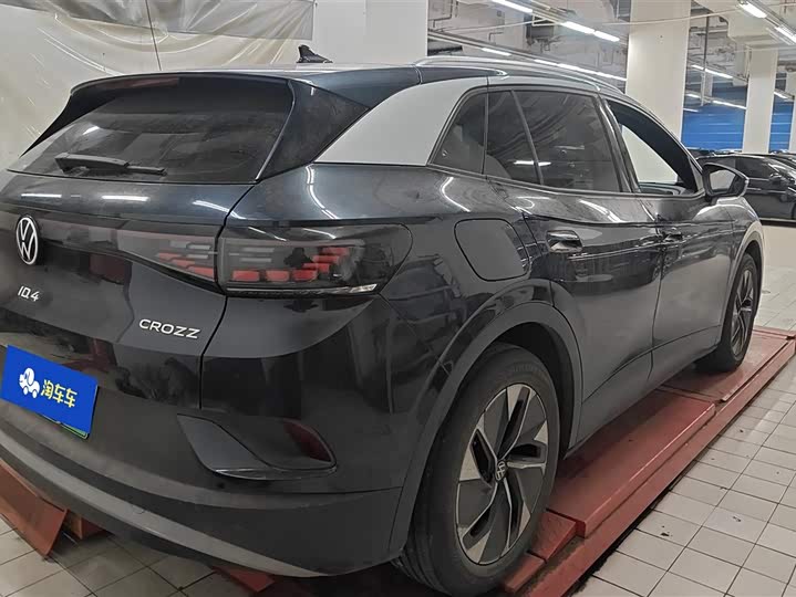 Photo 3 - Volkswagen ID.4 Crozz