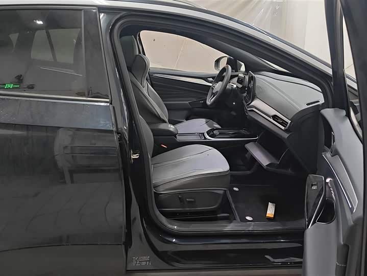 Photo 8 - Volkswagen ID.4 Crozz