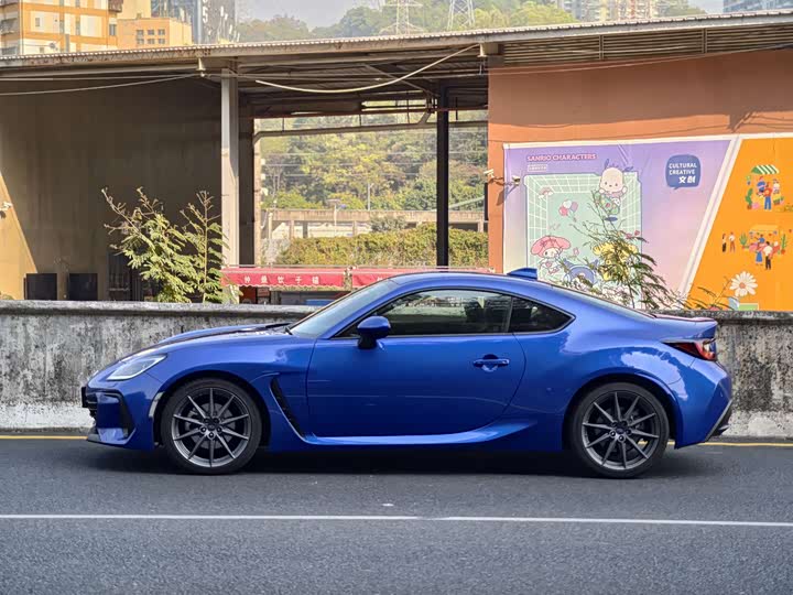Фото 3 - Subaru BRZ