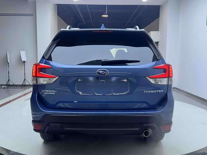 Фото 2 - Subaru Forester