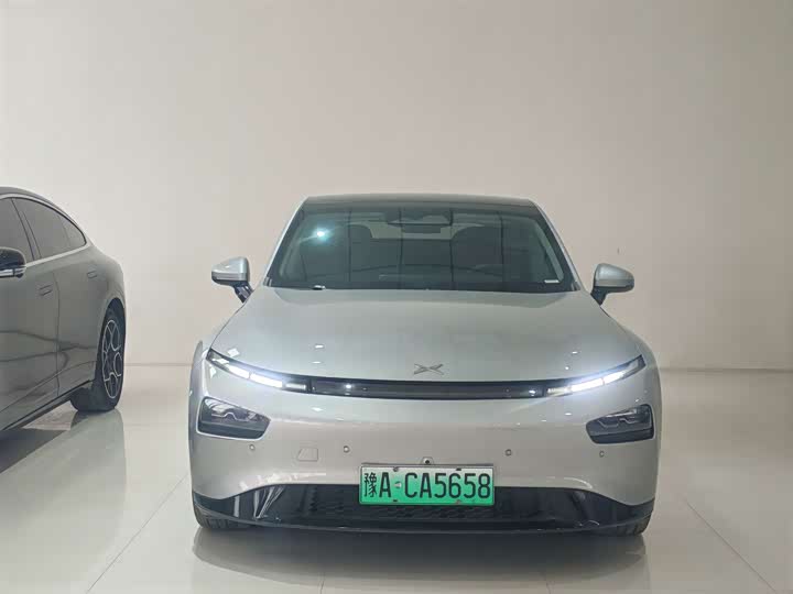 Фото 1 - XPeng P7