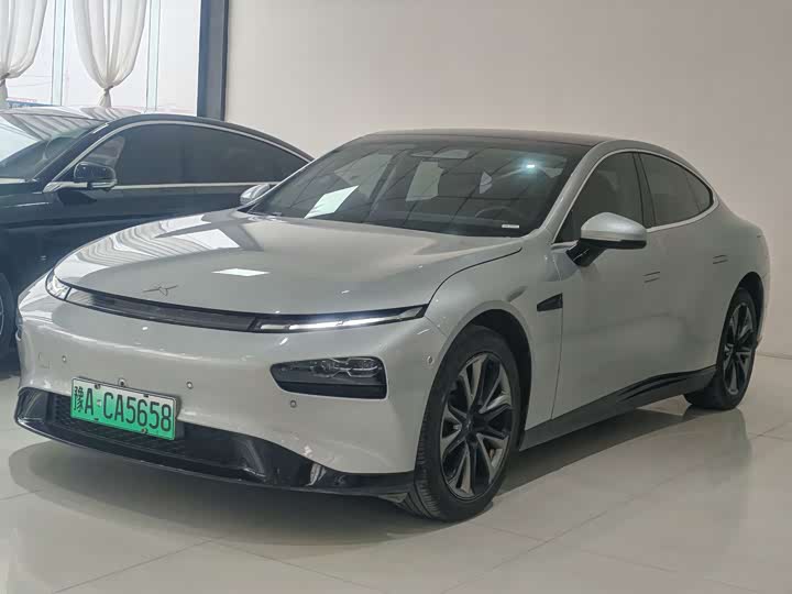 Фото 2 - XPeng P7