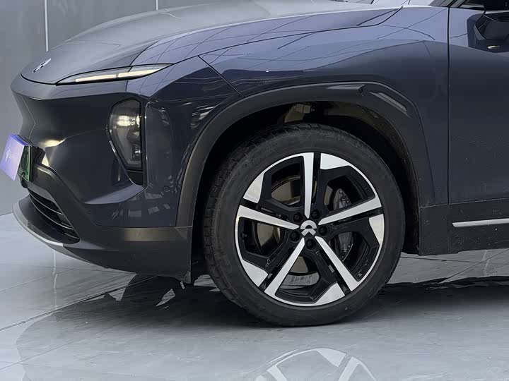 Photo 8 - Nio ES7