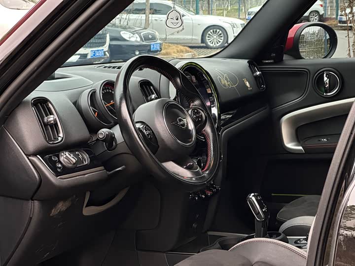 Фото 6 - Mini Countryman JCW