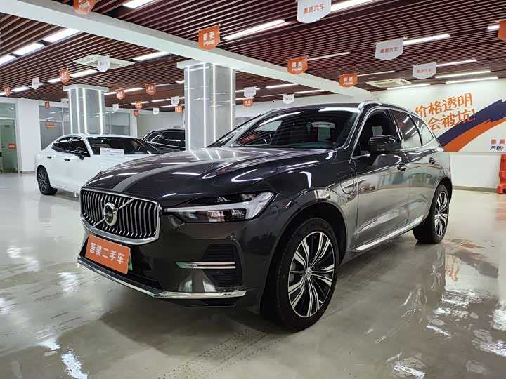 Фото 1 - Volvo XC60 Hybrid