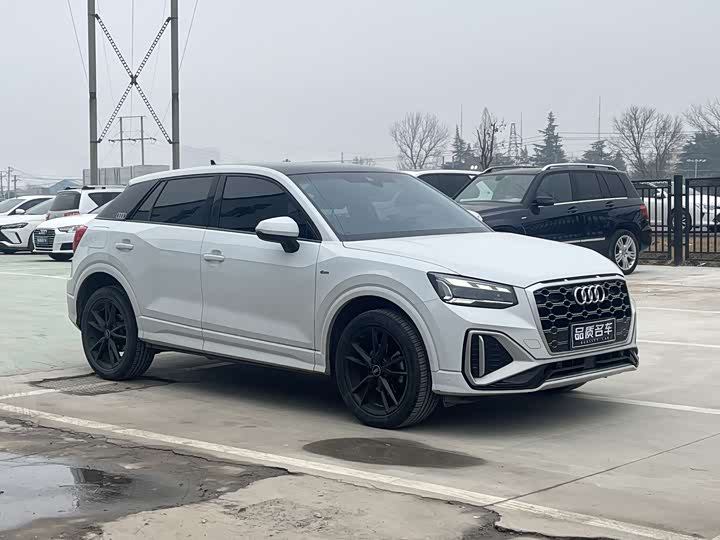 Фото 2 - Audi Q2L