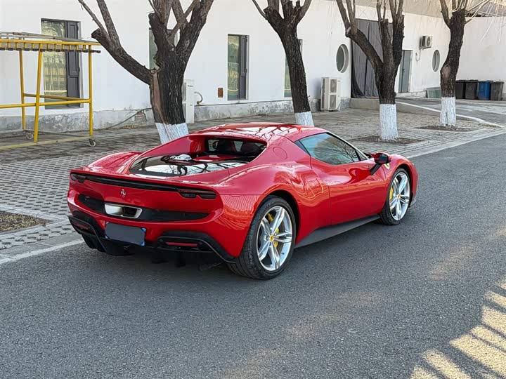 Фото 7 - Ferrari 296