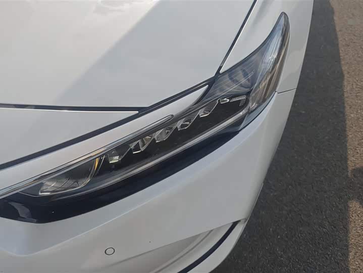 Фото 5 - Honda Inspire