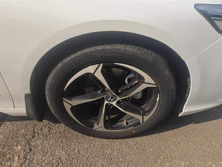 Фото 6 - Honda Inspire