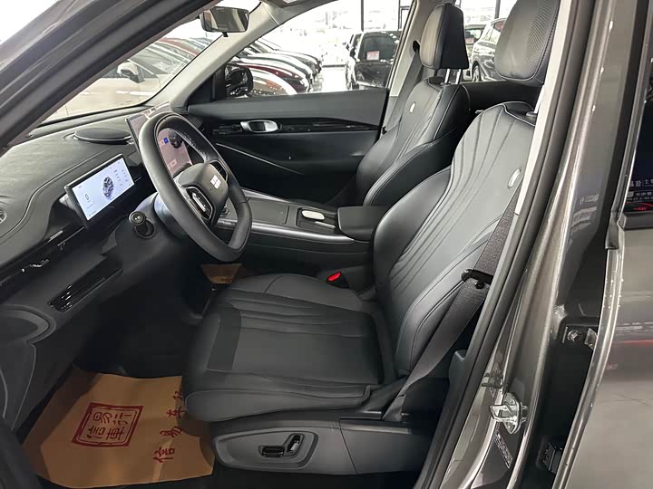 Фото 8 - Geely Galaxy E5