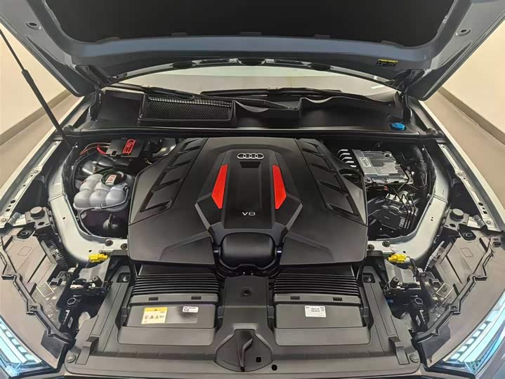 Фото 6 - Audi SQ7