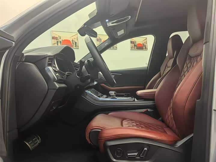 Фото 9 - Audi SQ7