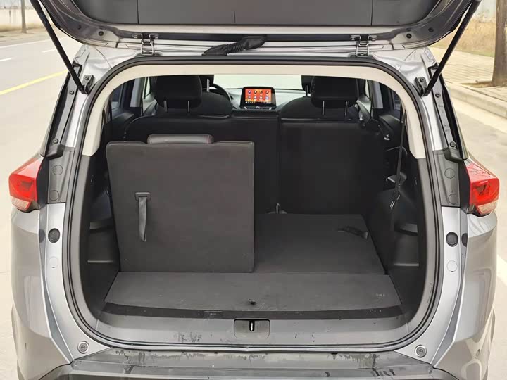 Photo 6 - Chevrolet Orlando