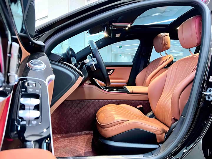 Фото 7 - Mercedes-Benz S-Class