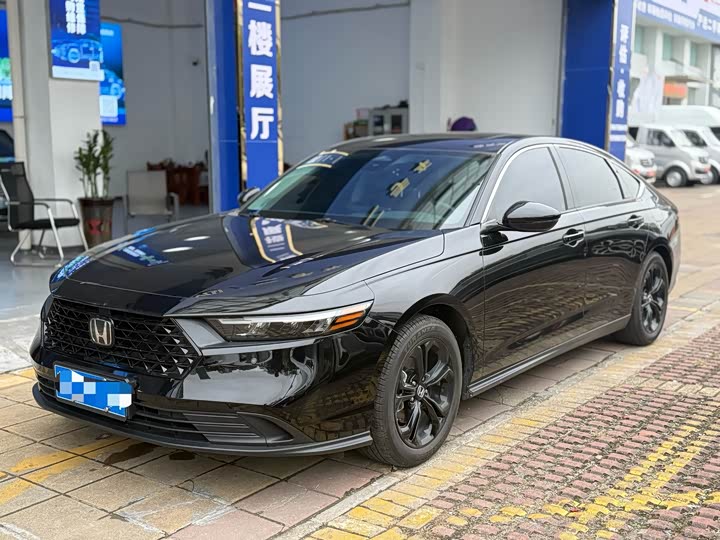 Фото 1 - Honda Accord