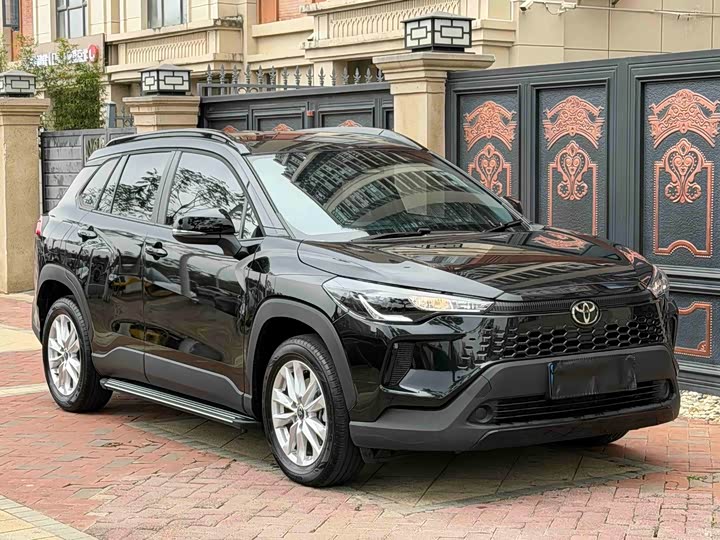 Фото 3 - Toyota Corolla Cross