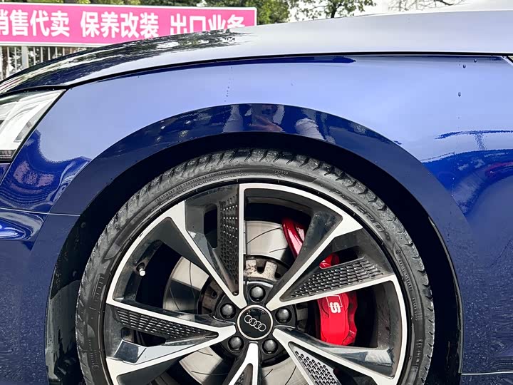 Фото 4 - Audi A5