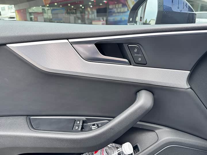 Фото 9 - Audi A5