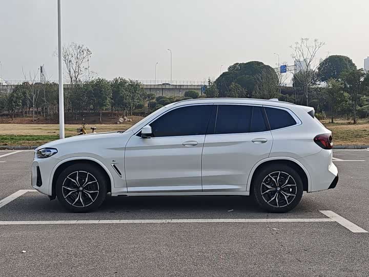 Фото 2 - BMW X3