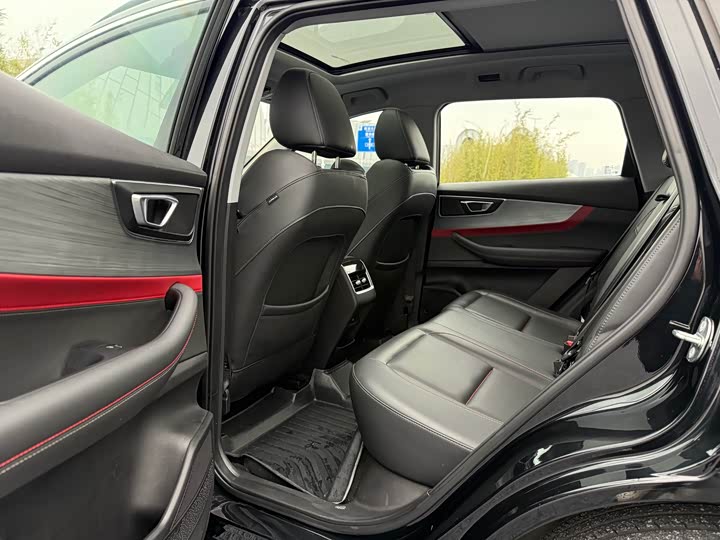 Фото 9 - Chery Tiggo 7