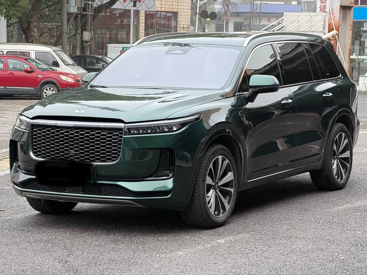 Фото 1 - LiXiang One